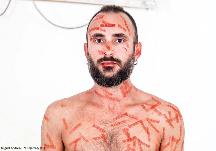 Imatge del esdeveniment:Un home amb tatuatges